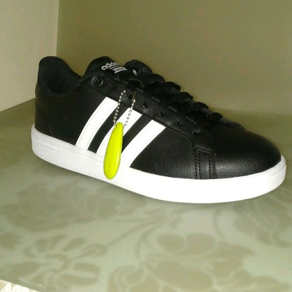 adidas cloudfoam women's black and white